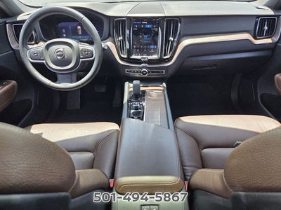 2022 Volvo XC60 B5 Momentum