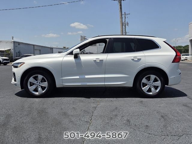2022 Volvo XC60 B5 Momentum