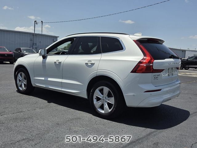 2022 Volvo XC60 B5 Momentum