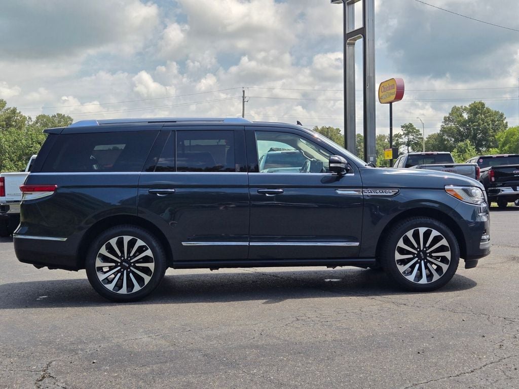 2024 Lincoln Navigator Reserve