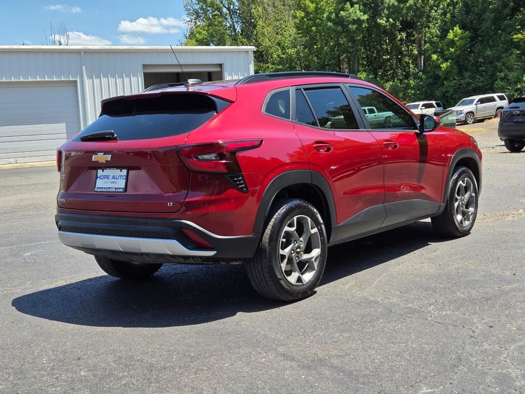 2025 Chevrolet Trax LT