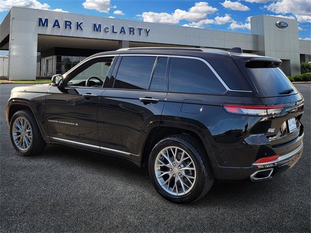 2023 Jeep Grand Cherokee Summit