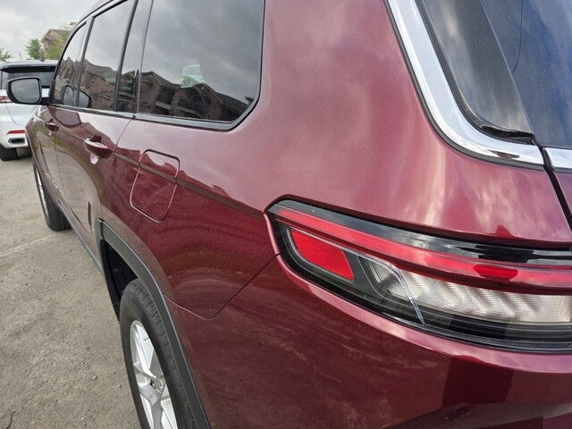 2022 Jeep Grand Cherokee L Laredo