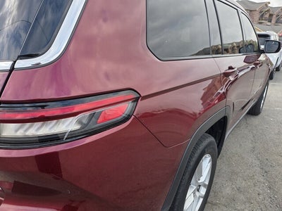 2022 Jeep Grand Cherokee L Laredo