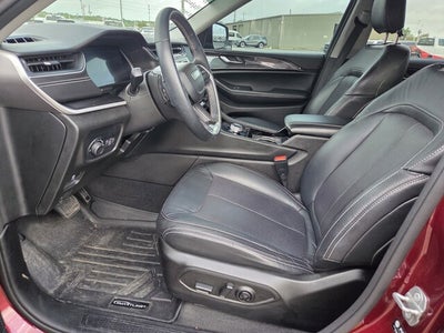 2022 Jeep Grand Cherokee L Laredo