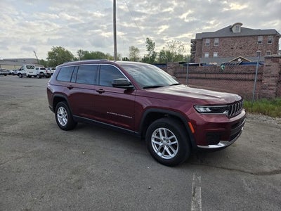 2022 Jeep Grand Cherokee L Laredo