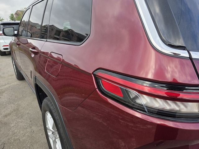 2022 Jeep Grand Cherokee L Laredo