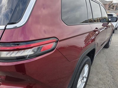 2022 Jeep Grand Cherokee L Laredo