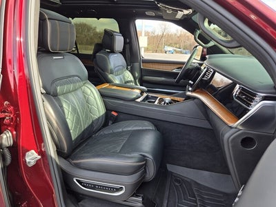 2022 Jeep Grand Wagoneer Series III