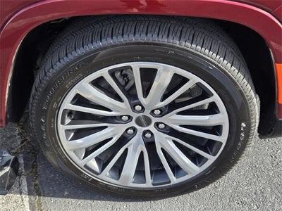 2022 Jeep Grand Wagoneer Series III