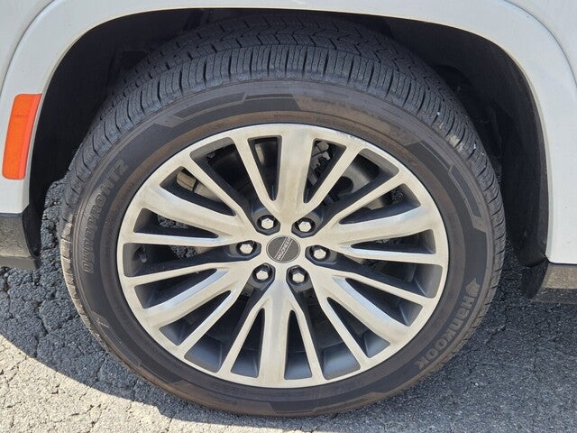 2023 Jeep Grand Wagoneer Series III