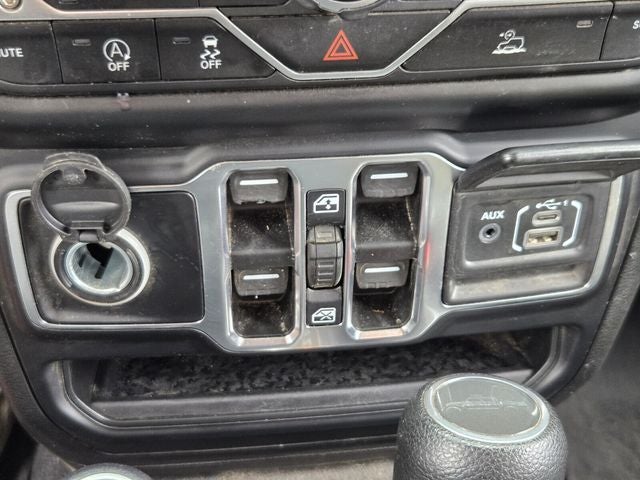 2022 Jeep Gladiator Sport