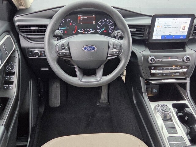 2020 Ford Explorer Base