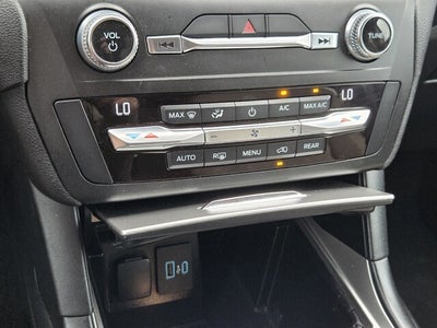2020 Ford Explorer Base