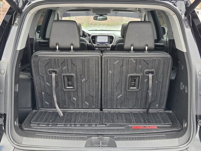 2022 GMC Acadia AT4