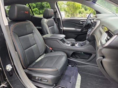 2022 GMC Acadia AT4