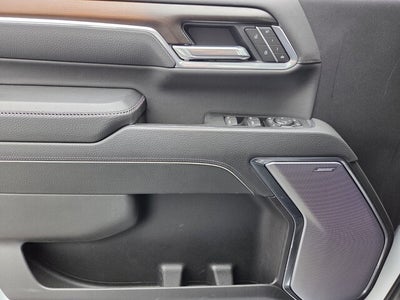 2025 GMC Sierra 2500HD Denali