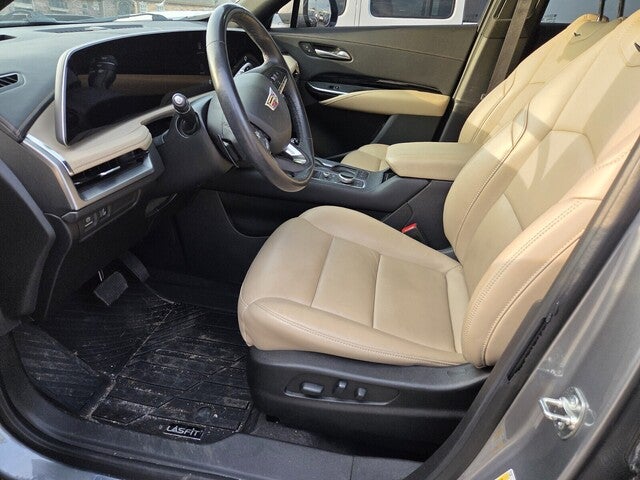 2024 Cadillac XT4 Luxury