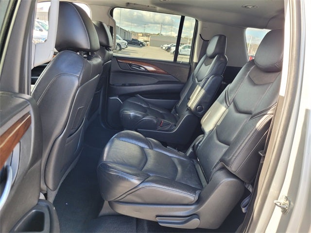 2019 Cadillac Escalade ESV Luxury