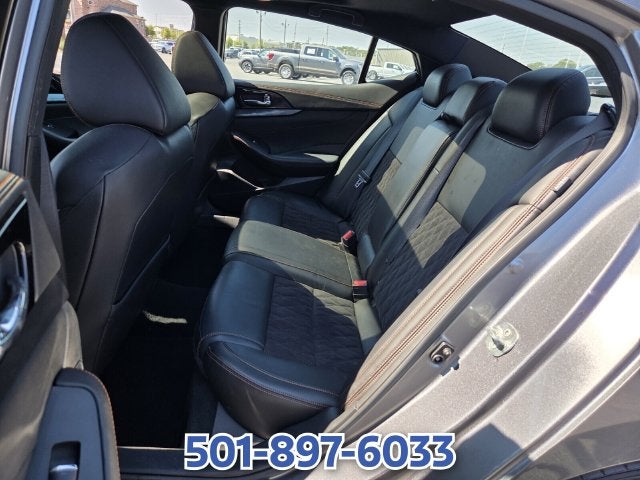 2022 Nissan Maxima SR