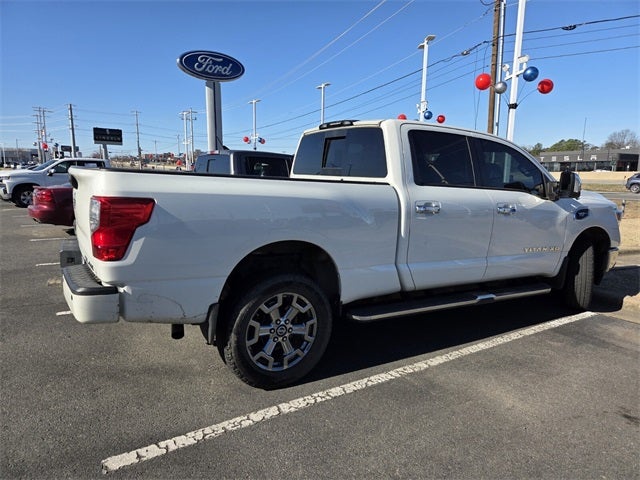 2019 Nissan Titan XD SL
