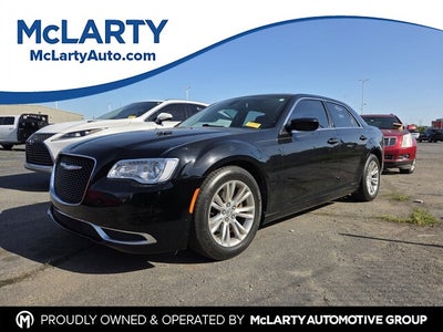 2017 Chrysler 300 Limited