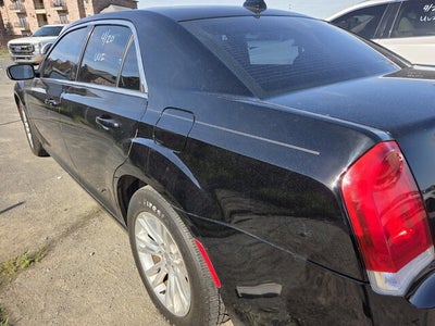 2017 Chrysler 300 Limited