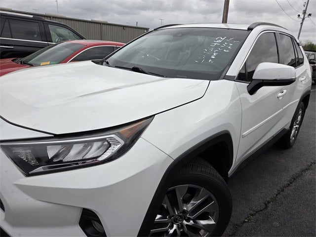 2020 Toyota RAV4 XLE Premium