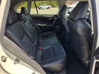 2020 Toyota RAV4 XLE Premium