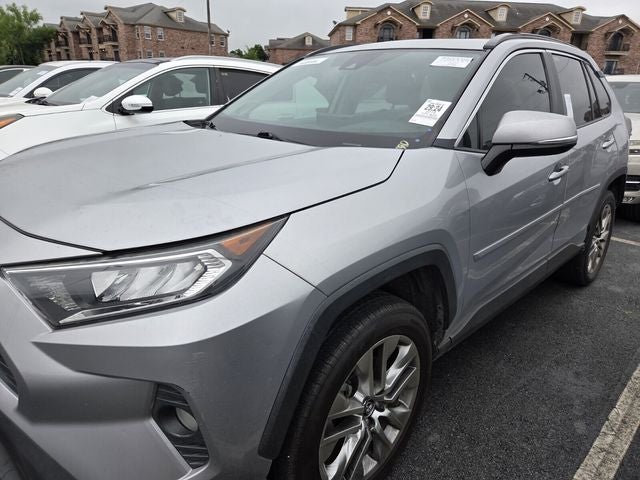2019 Toyota RAV4 XLE Premium