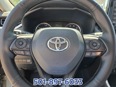 2020 Toyota RAV4 Hybrid XLE