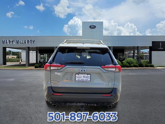 2020 Toyota RAV4 Hybrid XLE