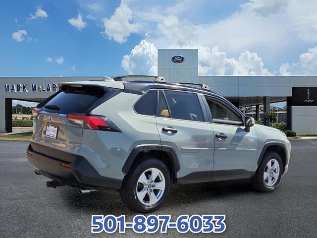 2020 Toyota RAV4 Hybrid XLE