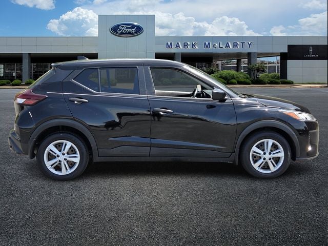 2023 Nissan Kicks S