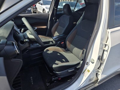 2024 Nissan Kicks SR