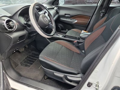 2024 Nissan Kicks SR