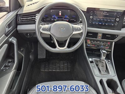 2025 Volkswagen Jetta 1.5T SE