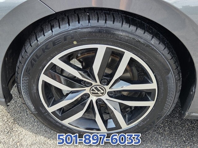 2025 Volkswagen Jetta 1.5T SE