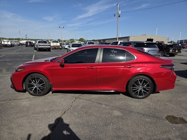 2021 Toyota Camry SE