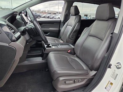 2019 Honda Odyssey Elite