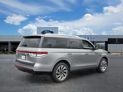 2023 Lincoln Navigator Reserve