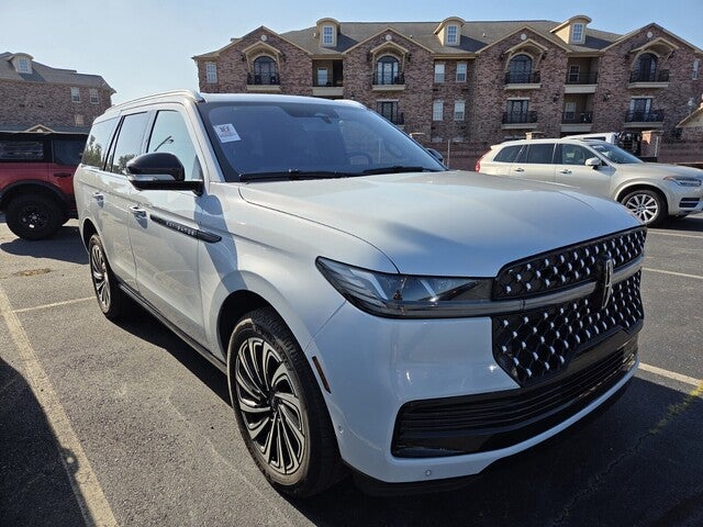 2025 Lincoln Navigator Black Label