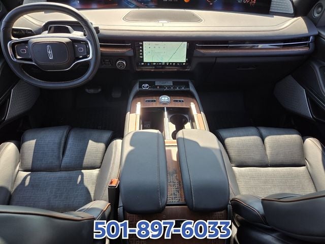 2025 Lincoln Navigator Black Label