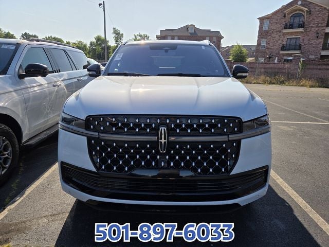 2025 Lincoln Navigator Black Label