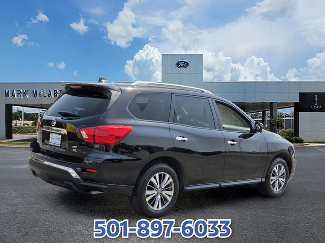 2020 Nissan Pathfinder SL