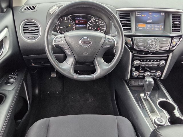 2019 Nissan Pathfinder SV