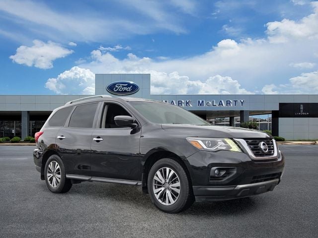 2019 Nissan Pathfinder SV