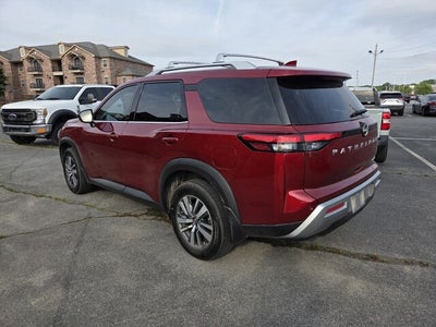 2024 Nissan Pathfinder SL