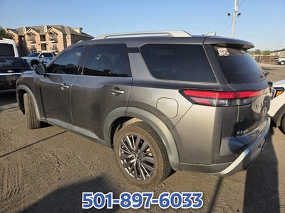2023 Nissan Pathfinder SL