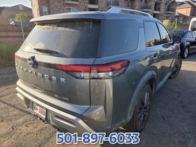 2023 Nissan Pathfinder SL